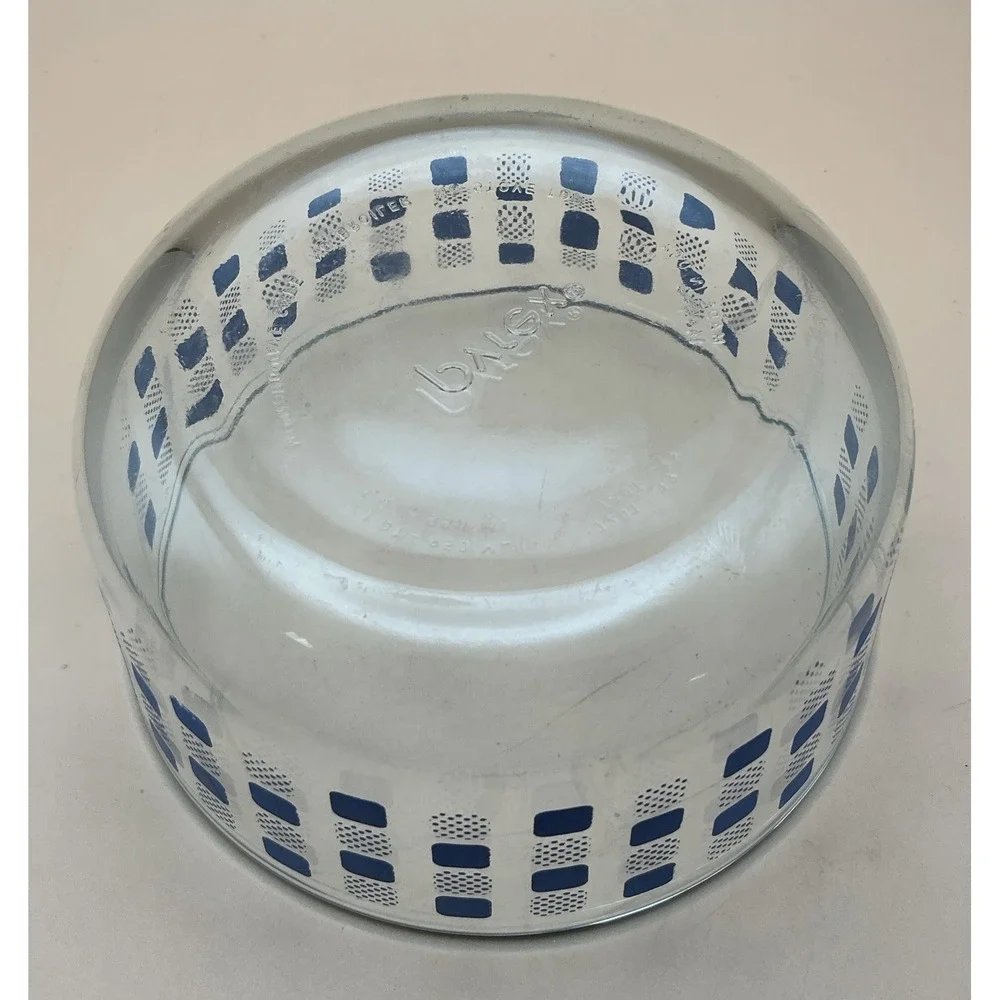 Pyrex 7201 Glass Storage Bowl 4 Cup Blue Dotted Squares Pattern Round Lid Set